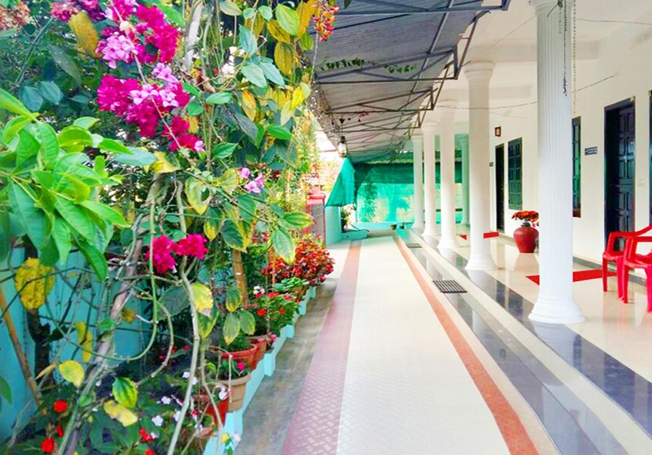 Viduthi Homestay ムンナール エクステリア 写真